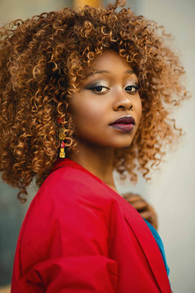 Debunking Myths About Synthetic Wigs: The Truth Behind Realistic Styles
