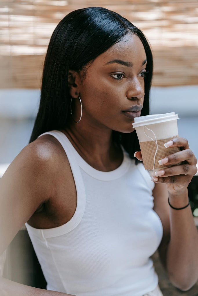 Achieve a Natural Hairline Effortlessly with Lace Front Synthetic Wigs